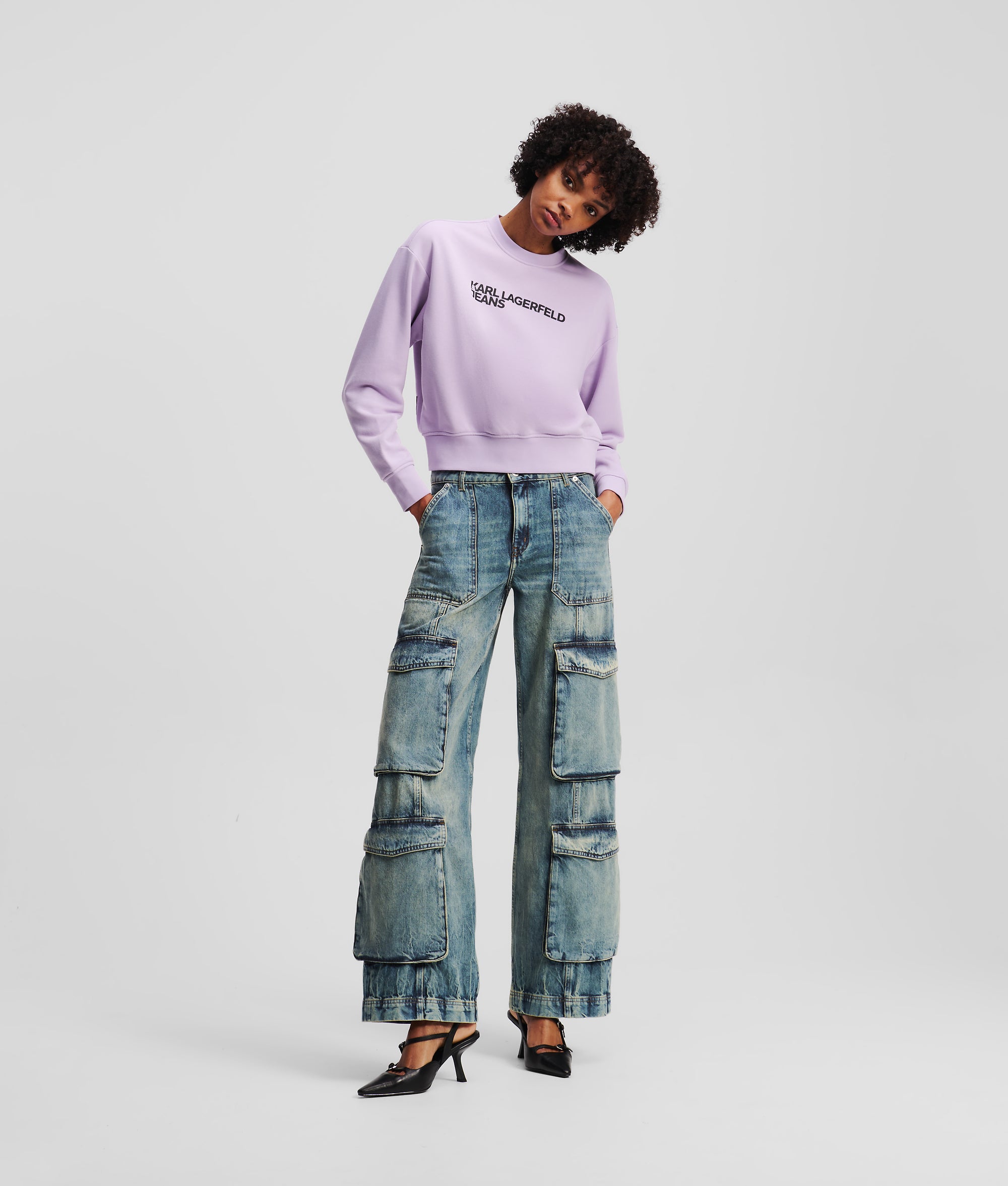 UTILITY MID-RISE RELAXED JEANS