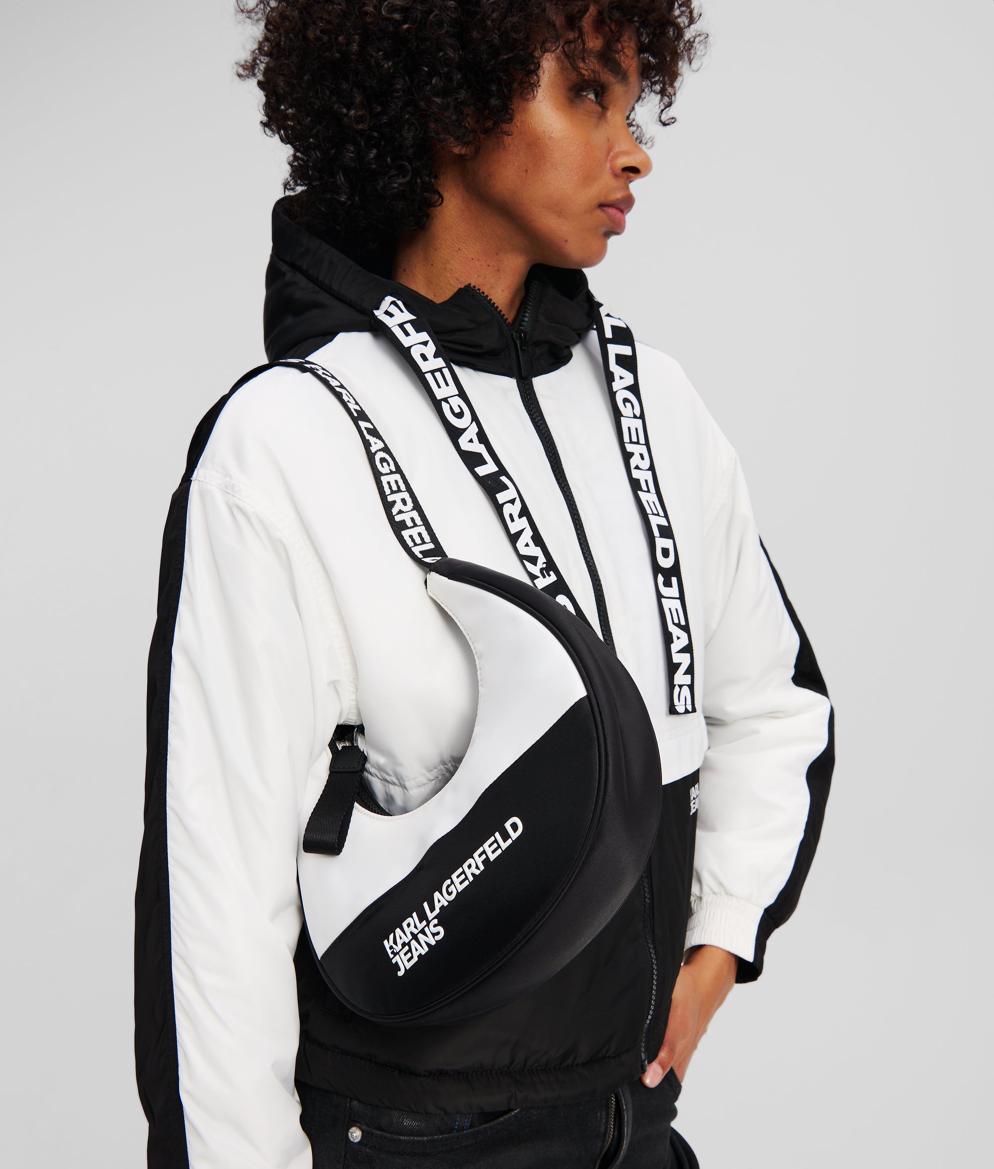 NYLON MOON SHOULDER BAG - Image 2