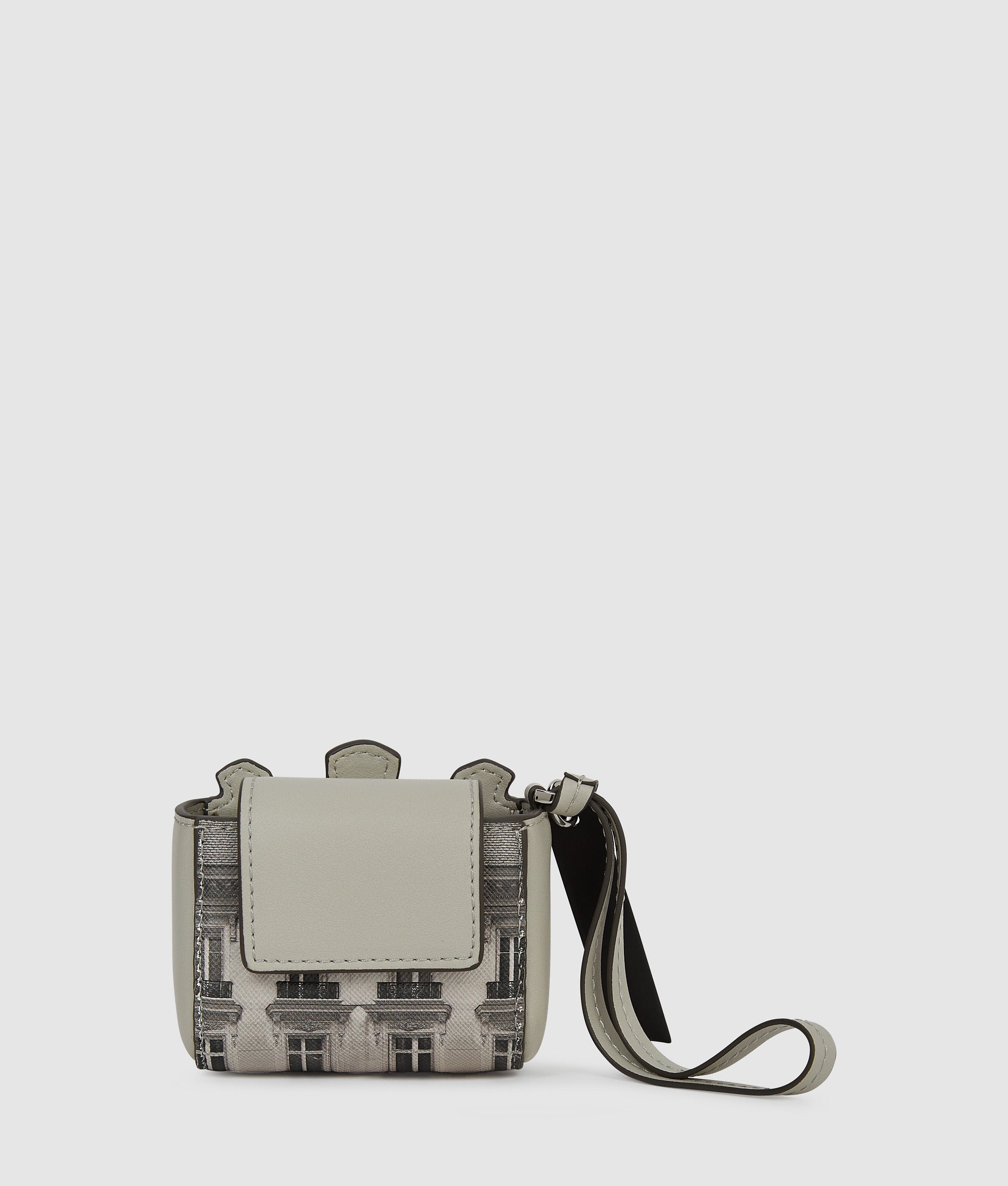 Exclusive Maison de Karl AirPods case - Image 2