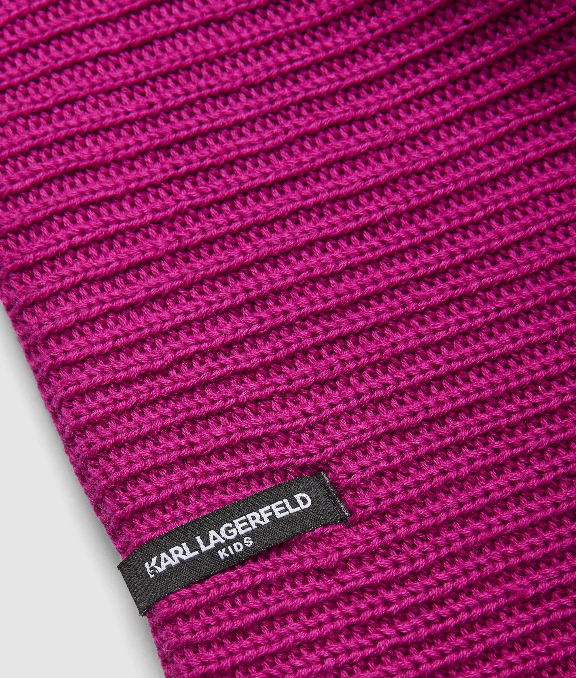 Girls beanie and snood gift set - Image 4